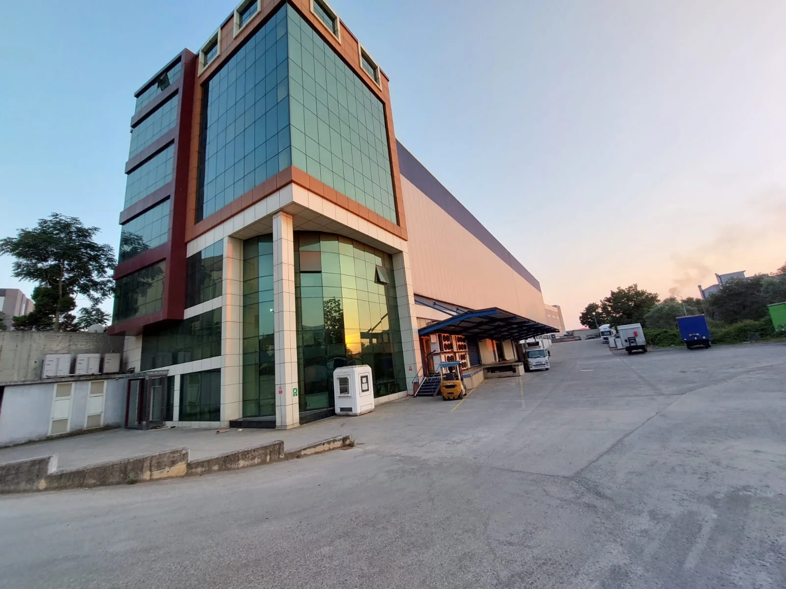 Yorulmaz Lojistik tesis ve lojistik operasyonu